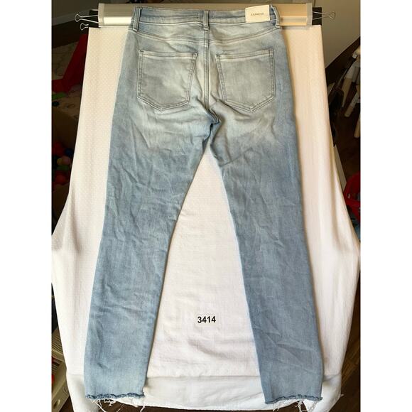 Express Women Skinny Jeans size 8/R Light Blue Mid Rise Stretch Frayed - Picture 11 of 13